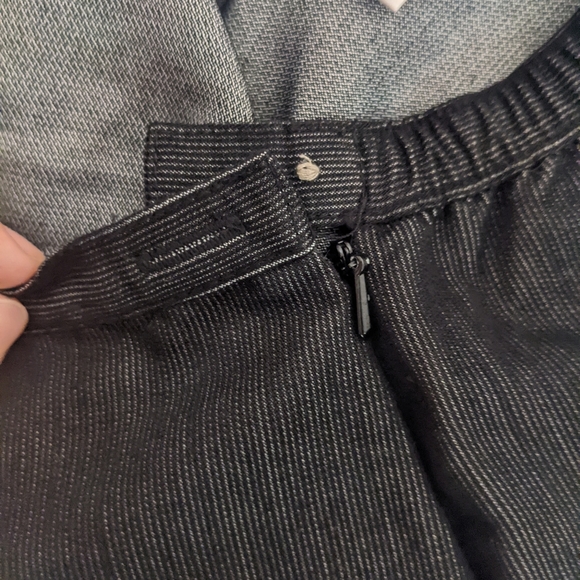 Rayon blend midi skirt - Picture 4 of 7